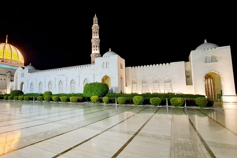 Muscat: City Highlights Tour with Grand Mosque & Souq Shared