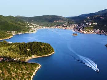 Tour dell'isola di Itaca in autobus e crociera con soste per nuotare