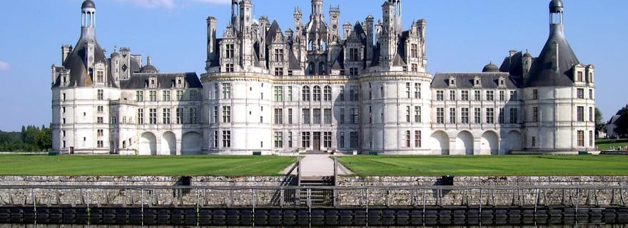 Visite privée des châteaux de la Loire au départ de Paris