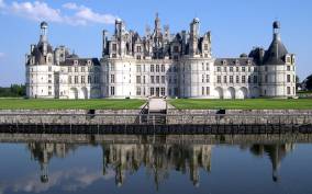 Private visit of the Loire Valley Castles from Paris