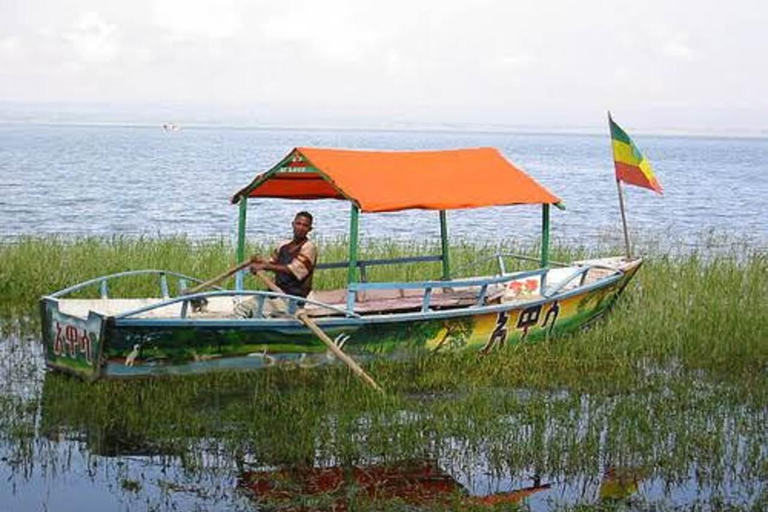 From Addis Ababa: 2-Day Wendo Genet & Hawassa Tour