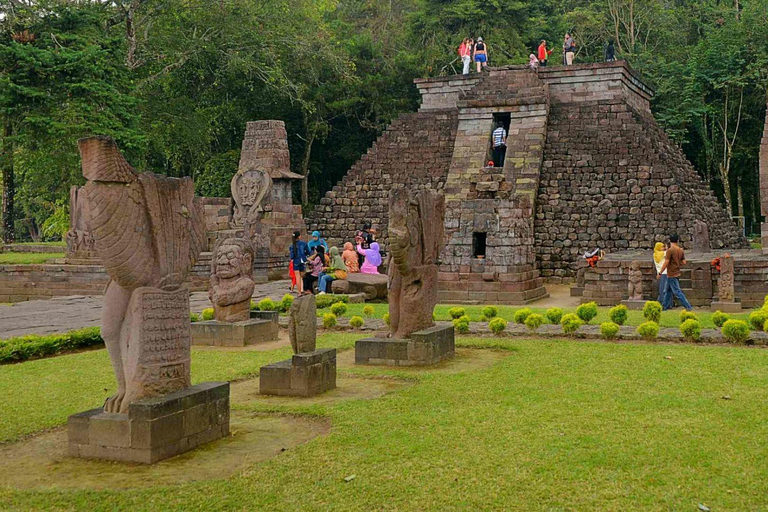 日惹：古人类博物馆和充满异国情调的苏库寺私人观光（全包）