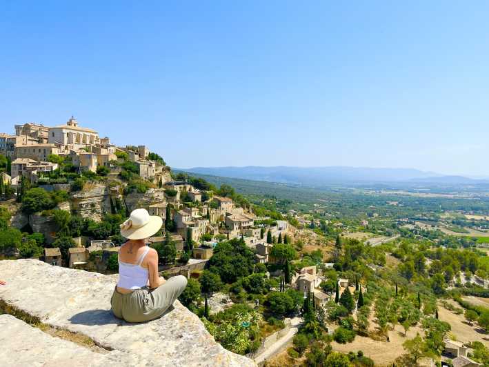 From Avignon: Luberon's Main Villages & Sites Tour