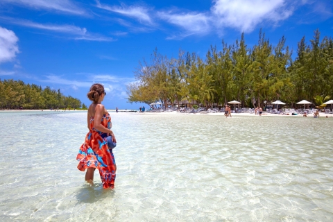 Mauritius: wycieczka po 5 wyspach wschodniego wybrzeża z nurkowaniem i lunchemWycieczka z transferem