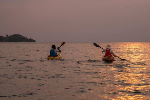 Kigali: 2-Day Gorilla Trekking, Lake Kivu Boat Cruise Tour
