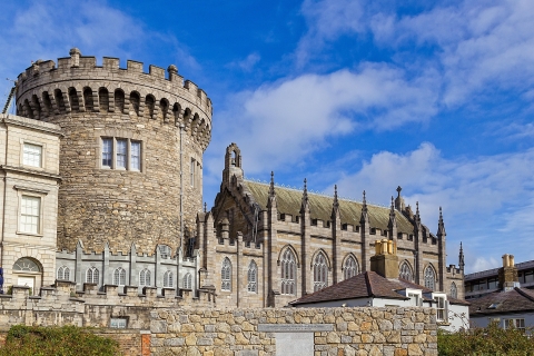 Dublin: historyczna wycieczka piesza z przewodnikiem i bilet wstępu do Zamku DublińskiegoHistoryczna wycieczka piesza z przewodnikiem i bilet do zamku w Dublinie: Hiszpański