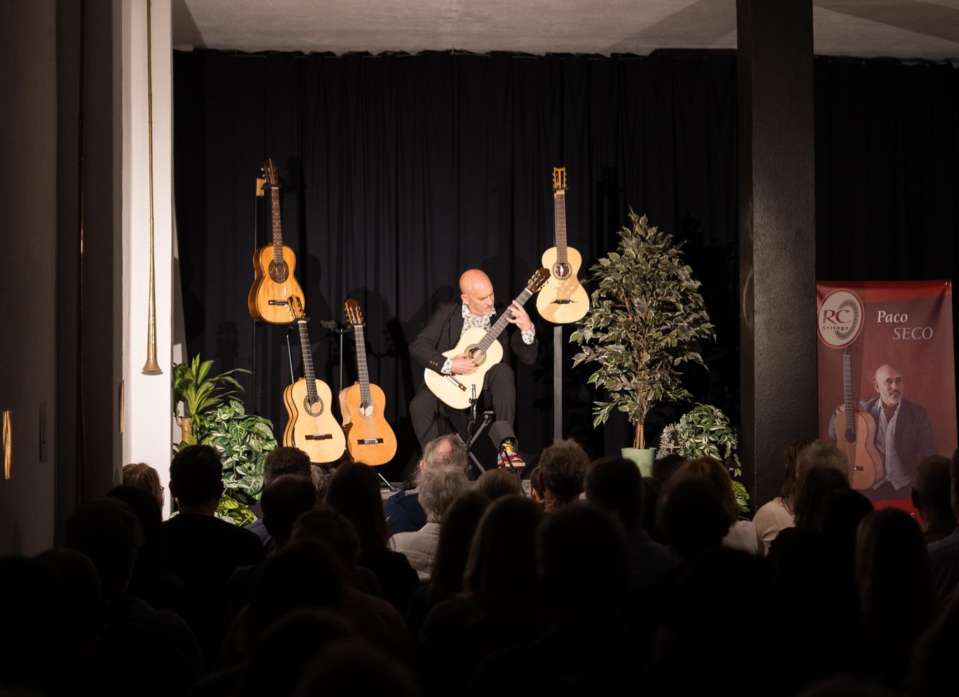 Ronda: Spansk - klassisk og flamenco - guitarkoncert