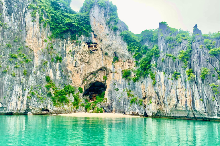 2D1N Boat Tour : Lan Ha Bay - Ha Long Bay