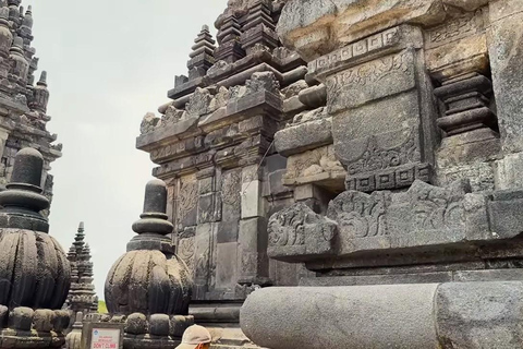 Yogyakarta: Kalitalang-Merapi Hike & Prambanan Tour