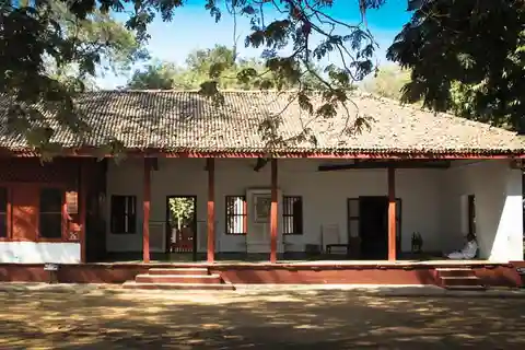 Ahmedabad Day Tour with Mahatma Gandhi's Home