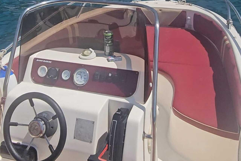 Amalfi Coast: Boat Tour with Snorkeling and Aperitif