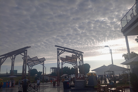 Lima: Food tour with a visit to a local market and tastings.