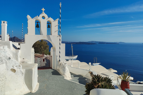 Santorini: Tour privato di un giorno intero con una guida locale