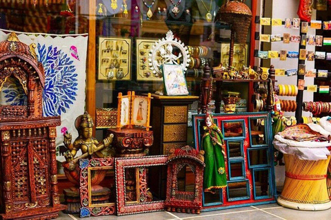 Udaipur Bazaar & Handicraft Tour with Local Artisans Udaipur: Only Tour guide