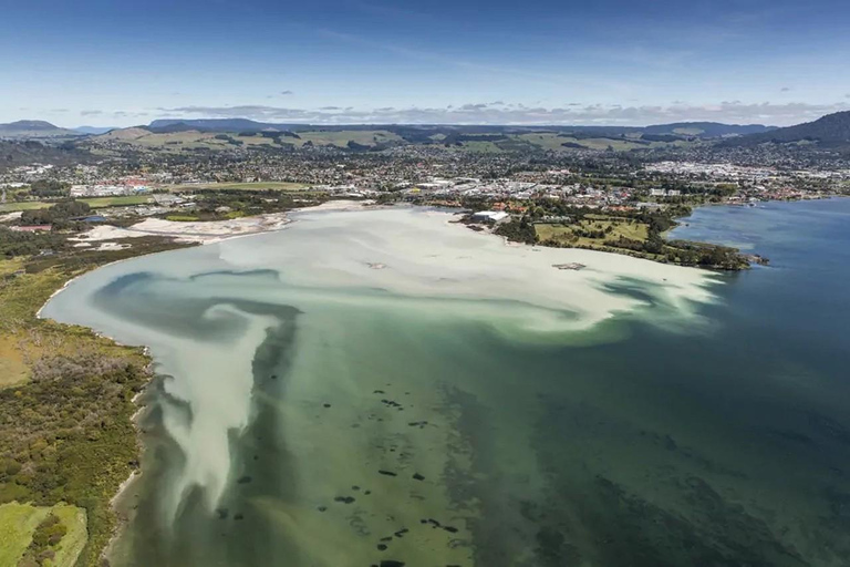 Rotorua: Flygning med svävare och landning i Orakei Korako