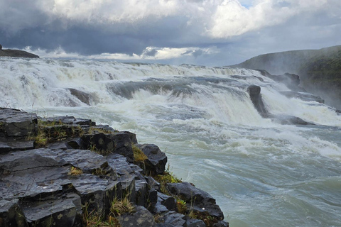 Golden Circle: Private Tour for up to 7 PAX /7 Hours/