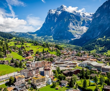 Zürich: Dagstur til Grindelwald og Interlaken med buss og tog