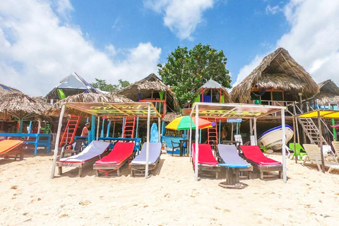 Cartagena: Serene crossing: quiet beach + plankton