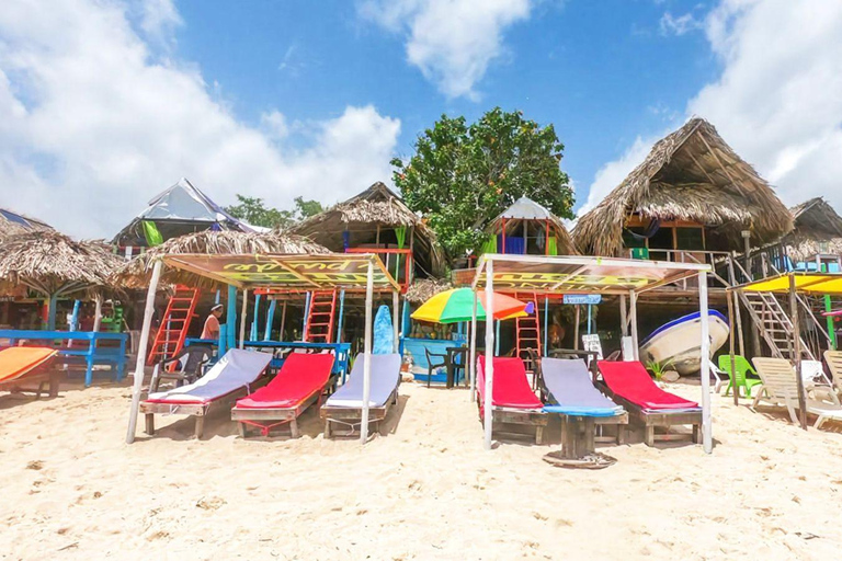 Cartagena: Serene crossing: quiet beach + plankton