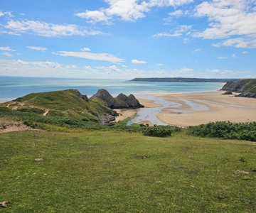 Three cliffs bay circular walk - Gower Peninsula