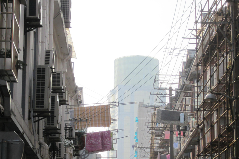Shanghai: Hidden Alleys and the Bund Walking Tour