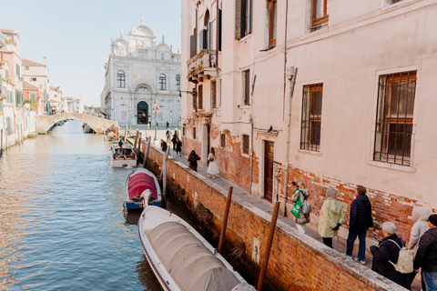 Venice: St. Mark's Basilica, Doge's Palace & Gondola Ride Private: Doge's Palace, Gondola Ride & St. Mark's Basilica