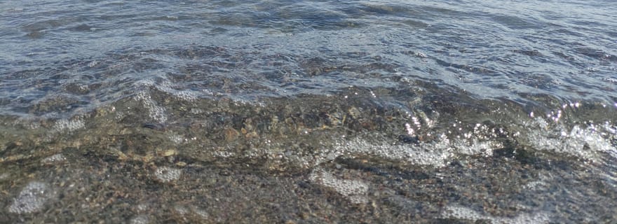 Lac Issyk-Kul et tour Burana