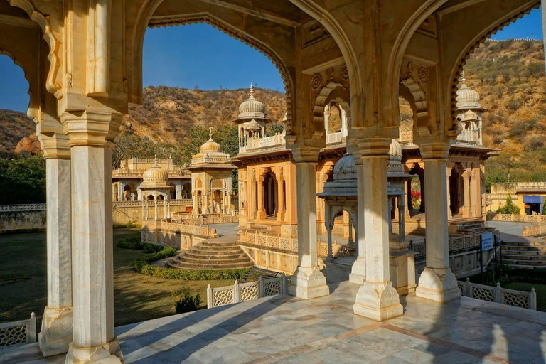 Jaipur: Full Day City Sightseeing Tour with Car and Guide Jaipur Day Tour with Private car + Tour Guide.