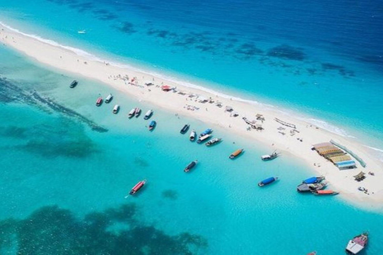 Prison Island, spiaggia di Nakupenda, picnic sul banco di sabbia, snorkeling