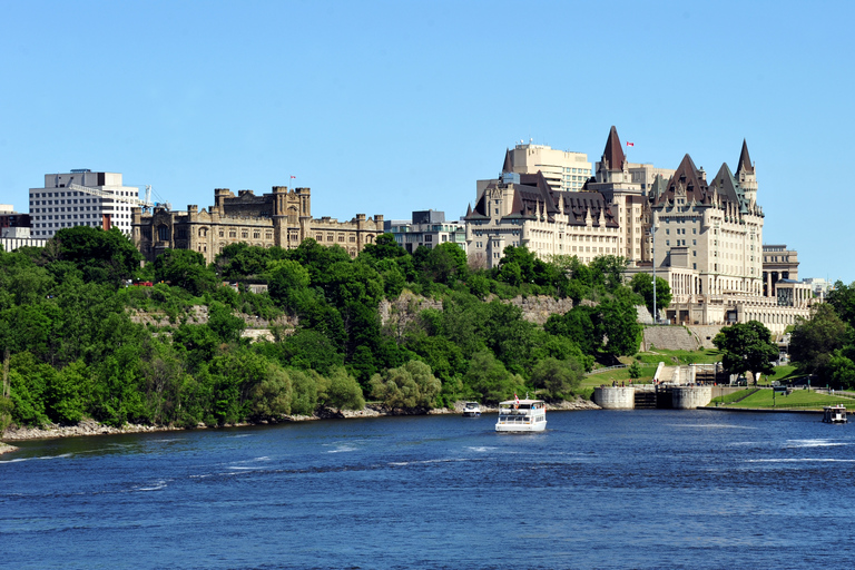 Ottawa: Sightseeing River Cruise Gatineau Departure