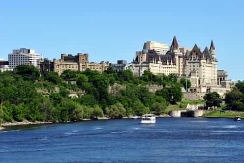 Ottawa: Sightseeing River Cruise