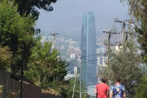 Visite à pied comme un habitant de la ville de SantiagoVisite à pied de la ville de Santiago