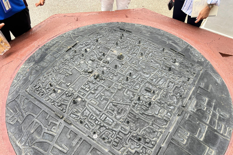 Chiang Mai: Old City Walking Tour with Temples & History Small Group Without Entry Fees