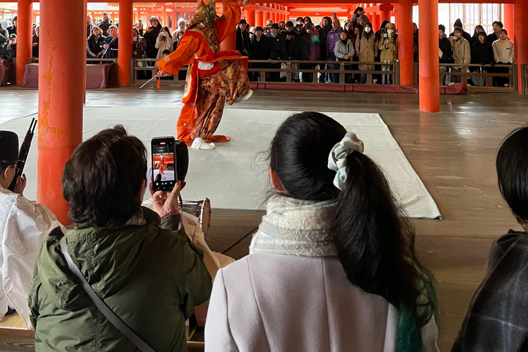 Hiroshima & Miyajima Befriedigende private Gem Tour mit Einheimischen 7h