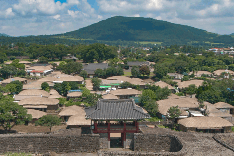 Jeju: UNESCO Sites Tour with Haenyeo Show(Eastern)