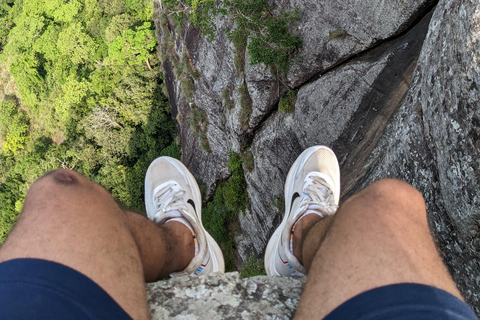 Avventura escursionistica a Dolukanda – La roccia curativa di Aristhana