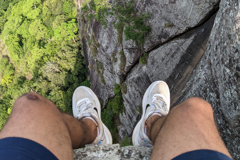 Avventura escursionistica a Dolukanda – La roccia curativa di Aristhana