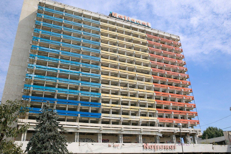 Chișinău: Private Soviet City Tour by Vintage Lada