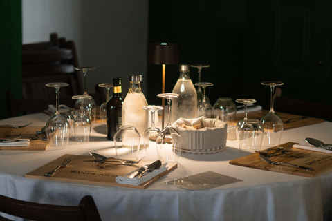 Douro Valley: Quinta Santa Júlia Tour, Wine Tasting & Lunch