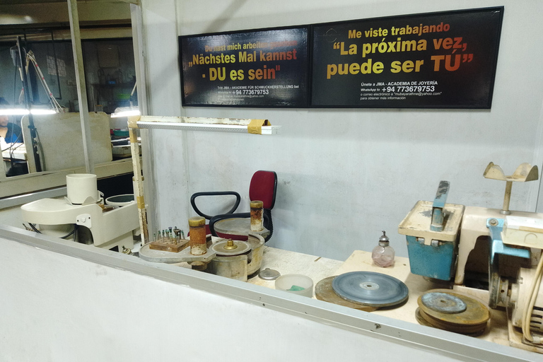 Kandy Traditional Jewelry making with gem cutting experience