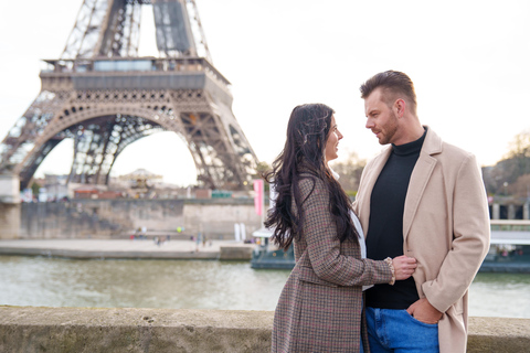 Parigi: Servizio fotografico sulla Torre Eiffel con un professionista