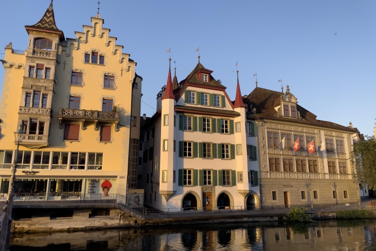 Luzern : Circuit pédestre avec smartphone - coole Luzerner AltstadtLucerne : Visite guidée - secrets de la vieille ville