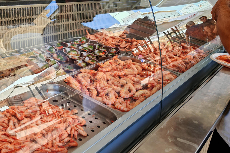 Cádiz: Tapas Bars and Wine Walking Tour