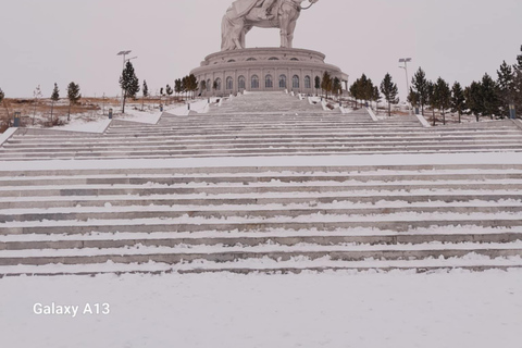 From UB: Day Tour to Chinggis khan statue and Nomadic family