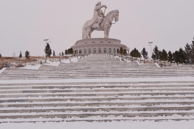 From UB: Day Tour to Chinggis khan statue and Nomadic family