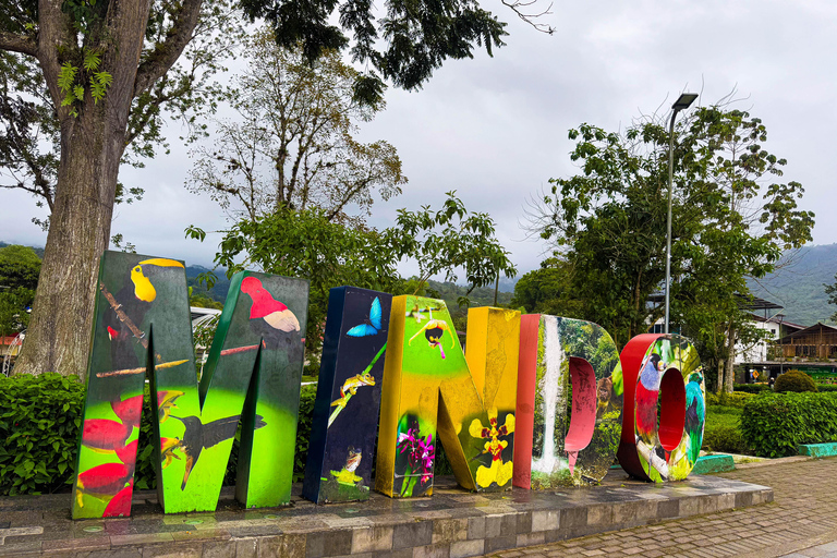 Quito: 2-Day Mindo Cloud Forest Adventure