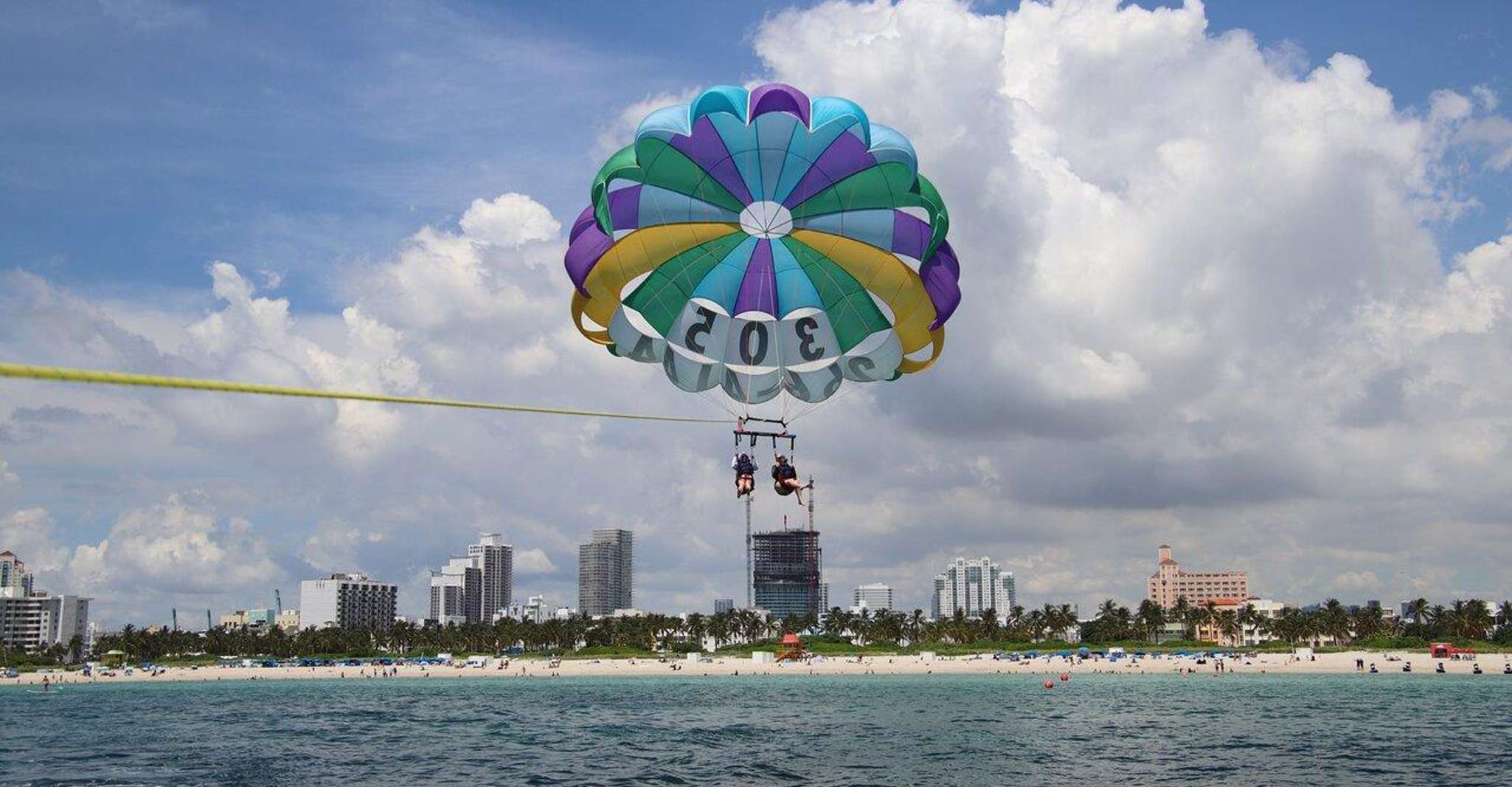 Miami Beach: Parasailing Boat Tour in South Beach photo 7