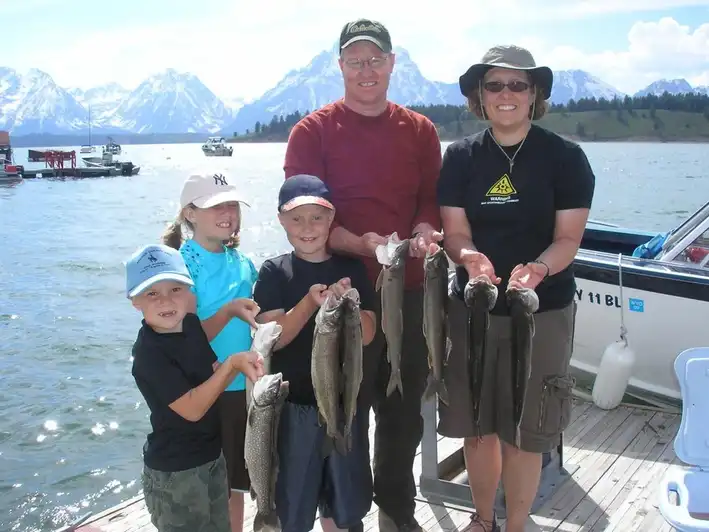 Jackson Lake: Guided Fishing Tour in Grand Teton