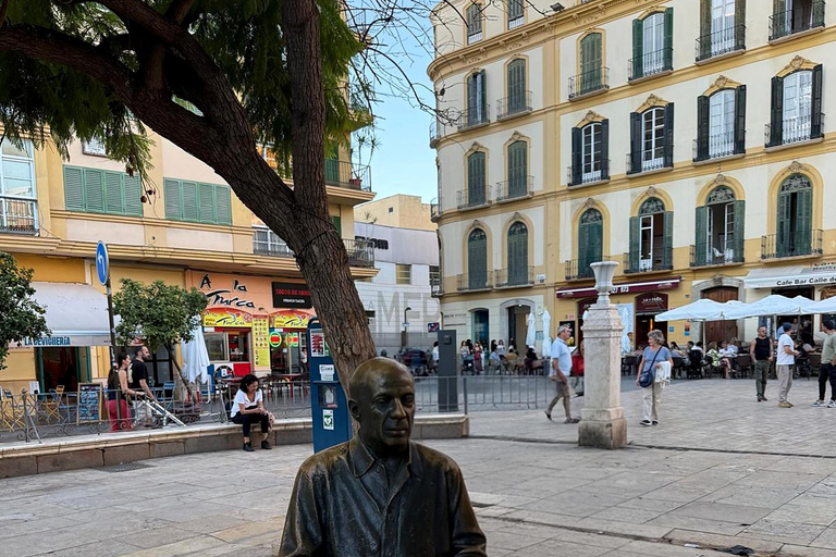 Málaga: Guided Walking Tour of the Historic Center Málaga: Guided Walking Tour of the Historic Center in german
