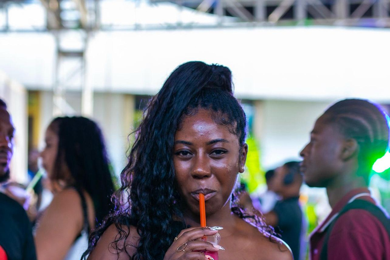 Découvrez la vie nocturne d&#039;Accra Musique Boissons Danse Fête et Vibe